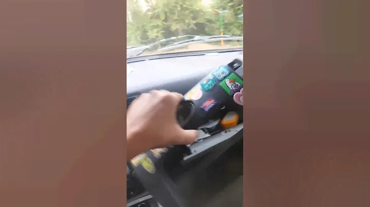Волга 31105 как снять магнитолу.