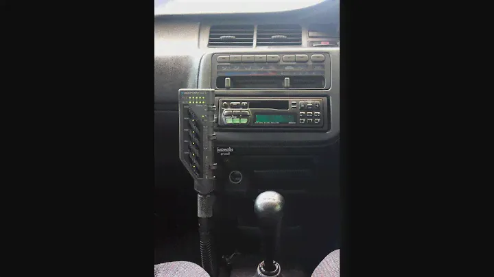 Blaupunkt BEQ-S2 Gooseneck Equalizer Demo In Car