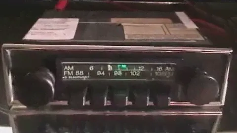Chromelondon.com BLAUPUNKT FRANKFURT US VINTAGE CLASSIC CAR RADIO WITH MP3 CONNECTIVITY